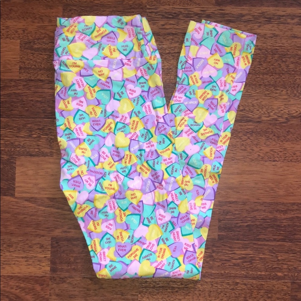 Lularoe One Size Statement Heart Leggings